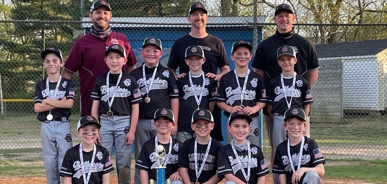 baseball team with their medals